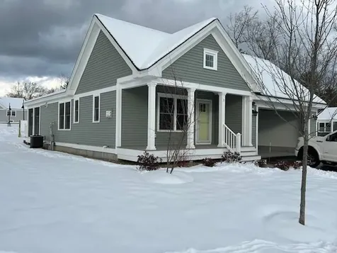 3 Hemlock Drive Auburn NH 03032