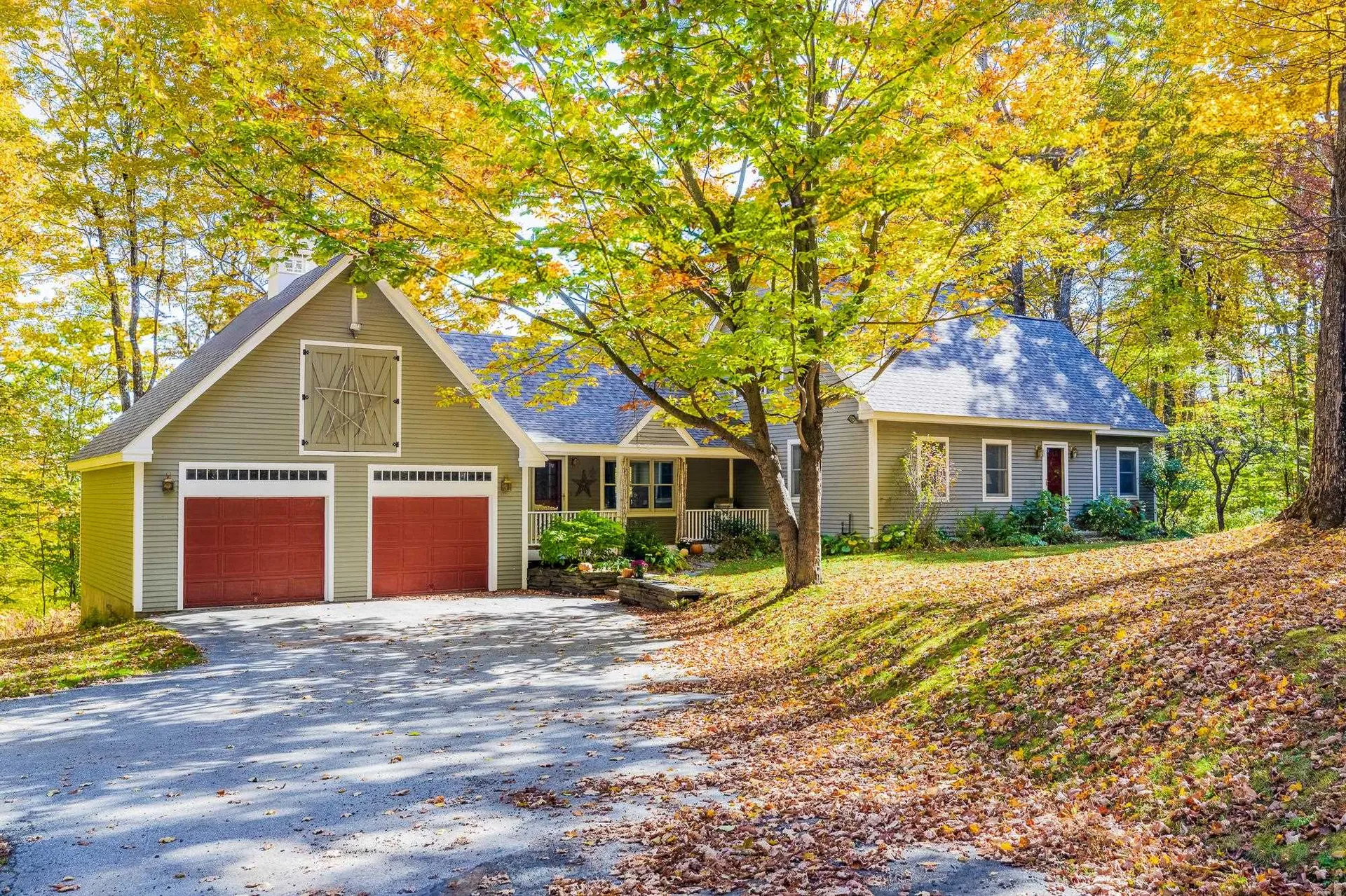 82 Button Hook Lane Barnard VT 05031