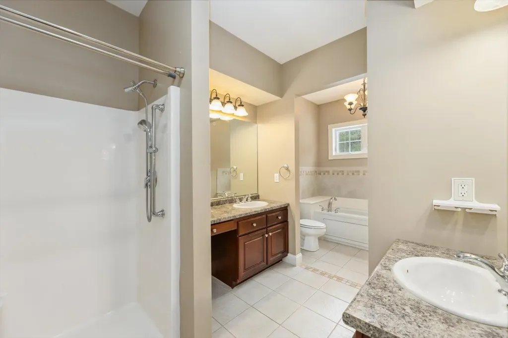 52 Robbe Farm Road Peterborough NH 03458