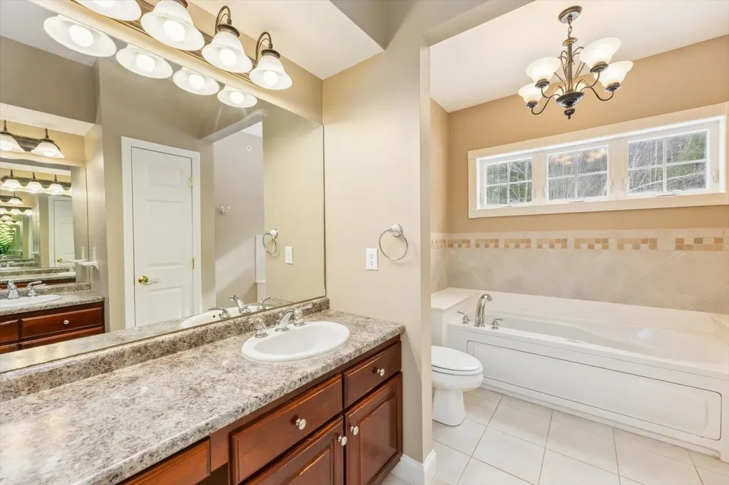 52 Robbe Farm Road Peterborough NH 03458