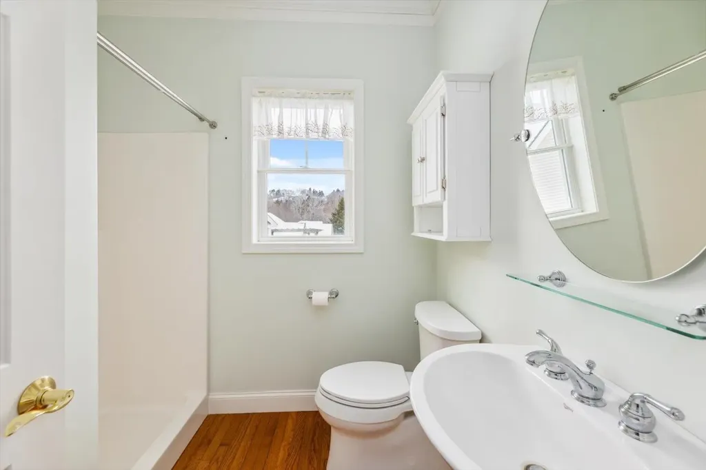 52 Robbe Farm Road Peterborough NH 03458