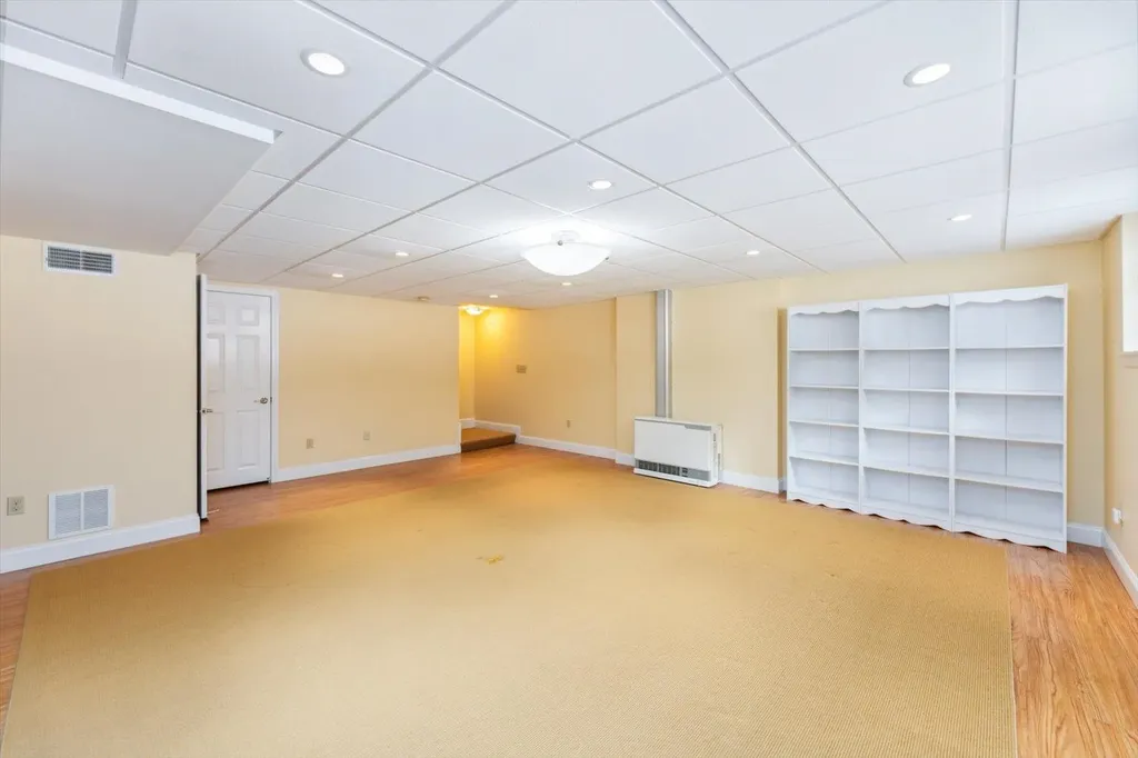 52 Robbe Farm Road Peterborough NH 03458