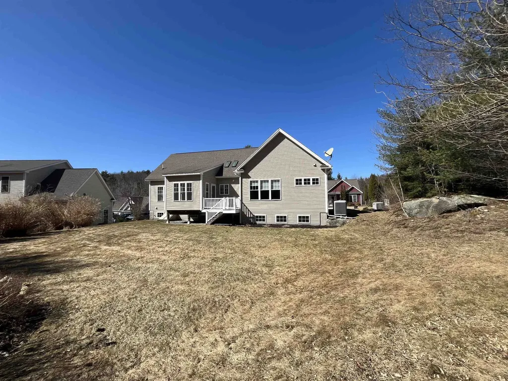 52 Robbe Farm Road Peterborough NH 03458