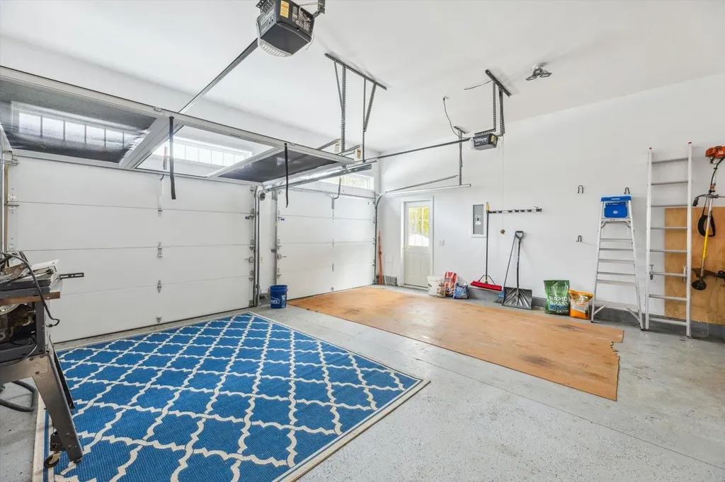 52 Robbe Farm Road Peterborough NH 03458