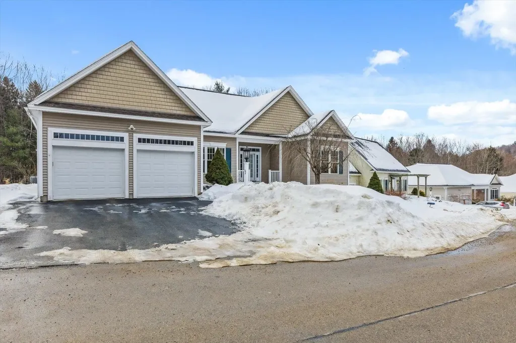 52 Robbe Farm Road Peterborough NH 03458