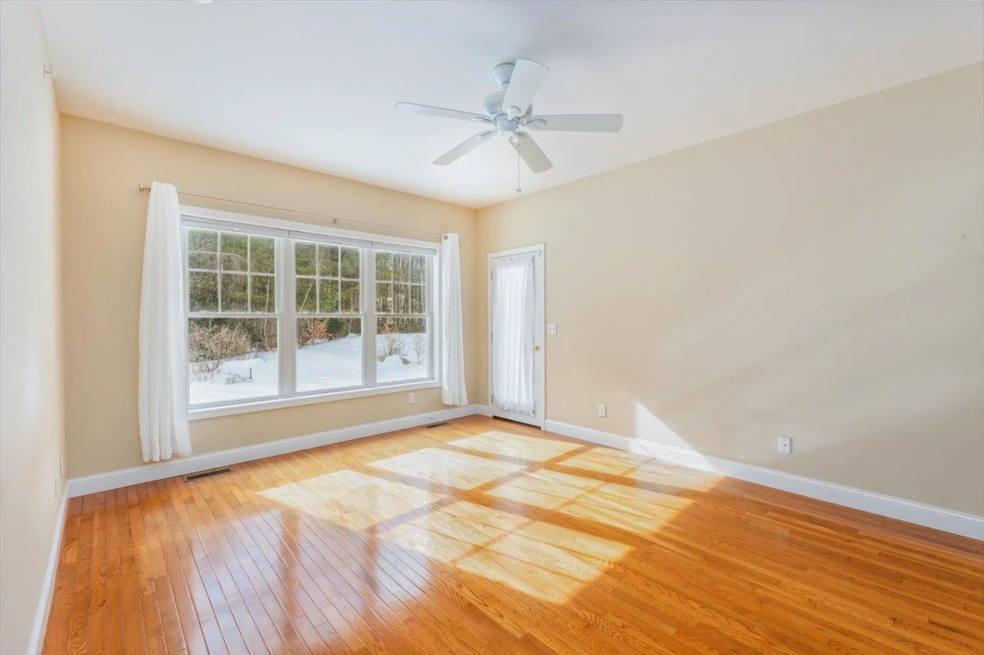 52 Robbe Farm Road Peterborough NH 03458