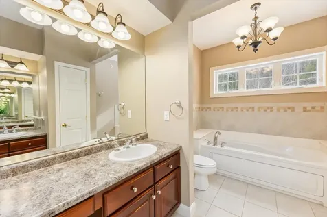 52 Robbe Farm Road Peterborough NH 03458