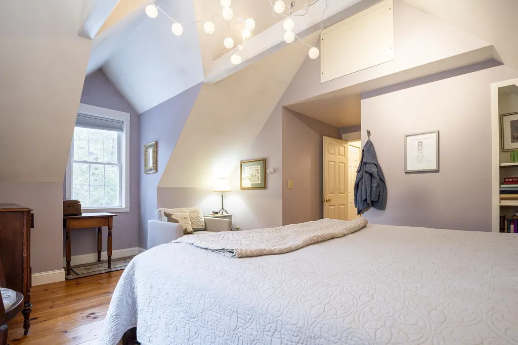 11 Taylor Court Peterborough NH 03458