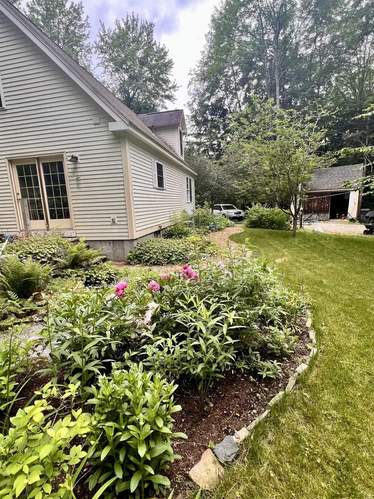 11 Taylor Court Peterborough NH 03458