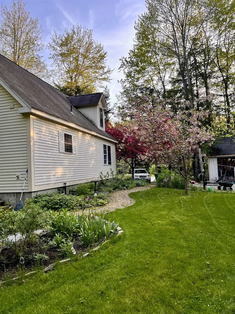 11 Taylor Court Peterborough NH 03458