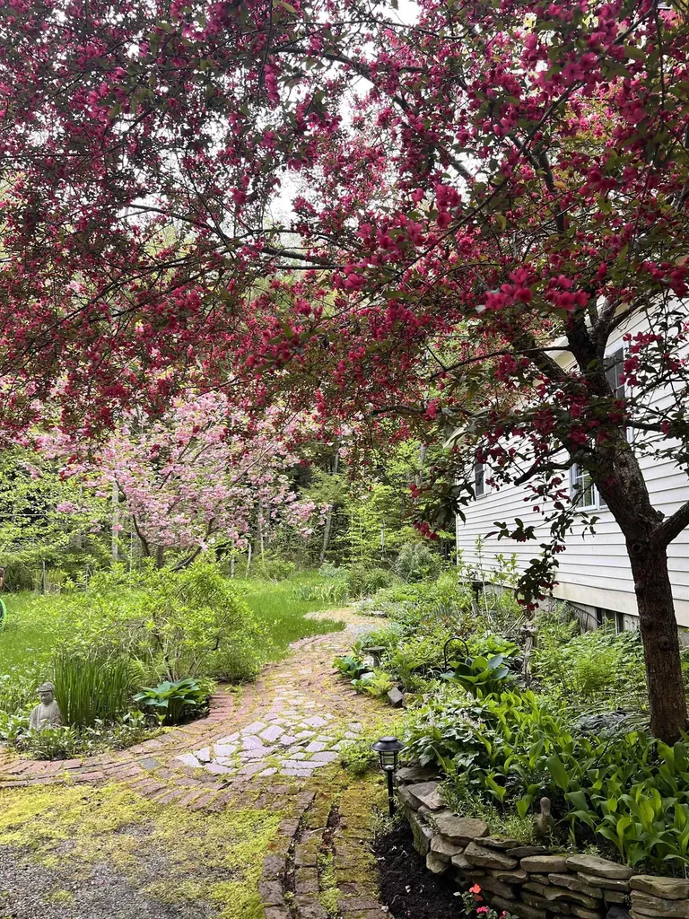 11 Taylor Court Peterborough NH 03458