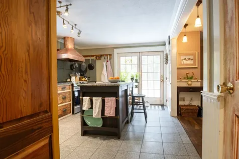 11 Taylor Court Peterborough NH 03458