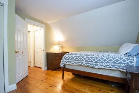 11 Taylor Court Peterborough NH 03458