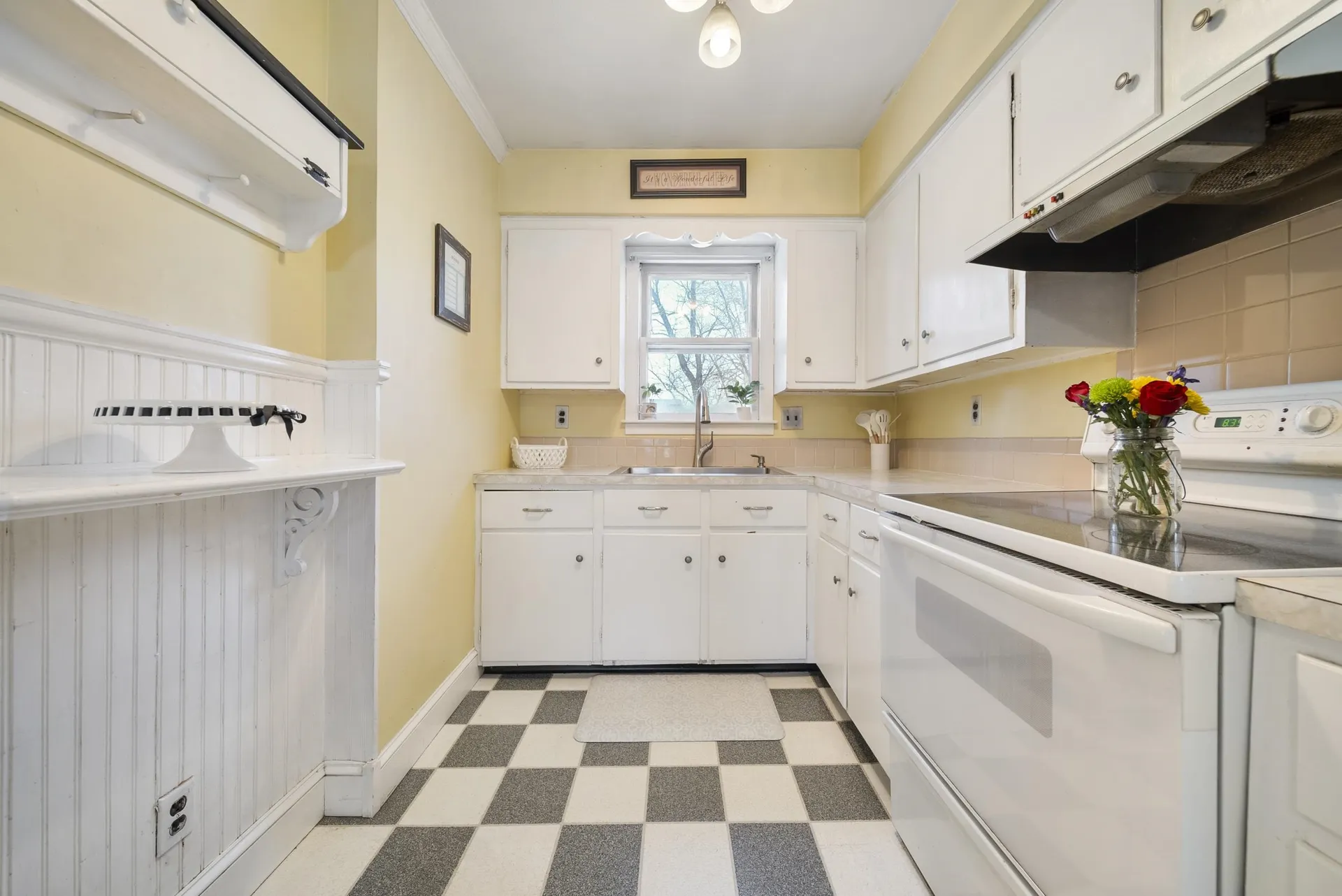 29 Manning Street Manchester NH 03103