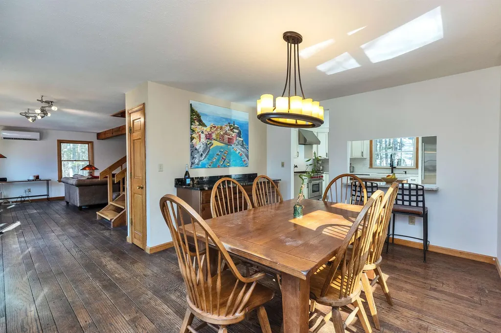 44 Lakeview Drive Nottingham NH 03290