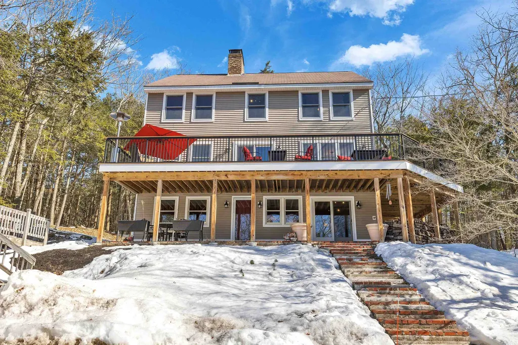 44 Lakeview Drive Nottingham NH 03290