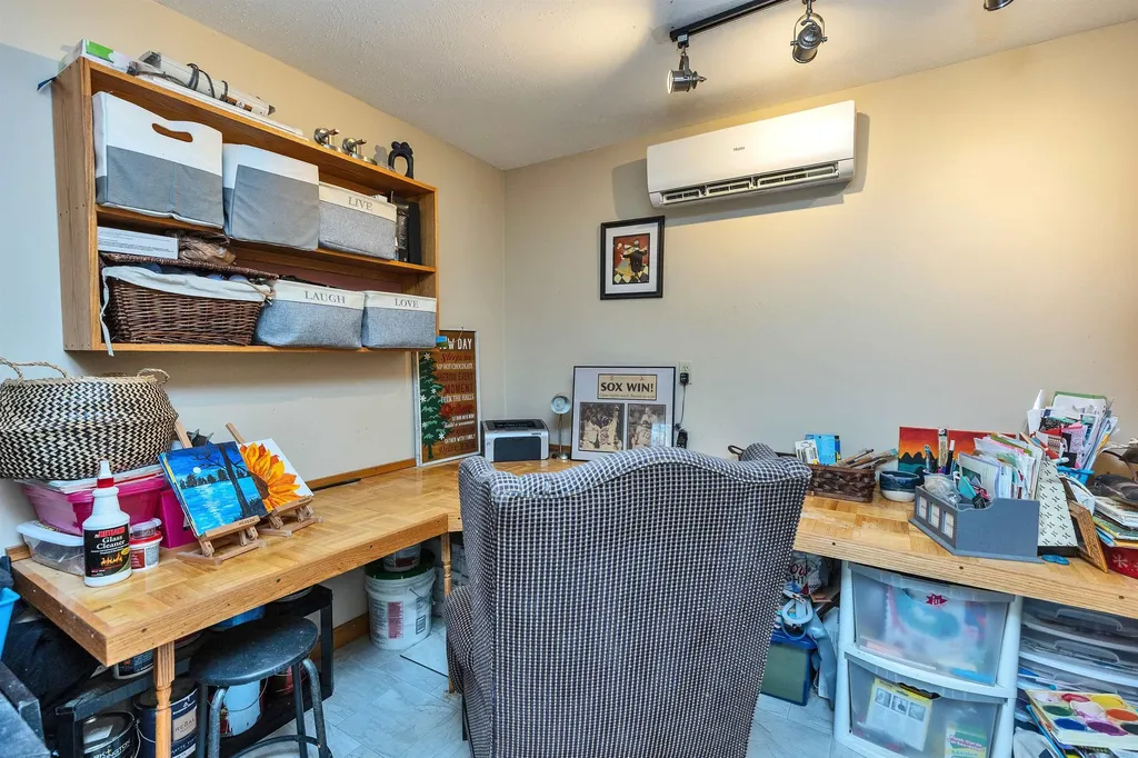 44 Lakeview Drive Nottingham NH 03290