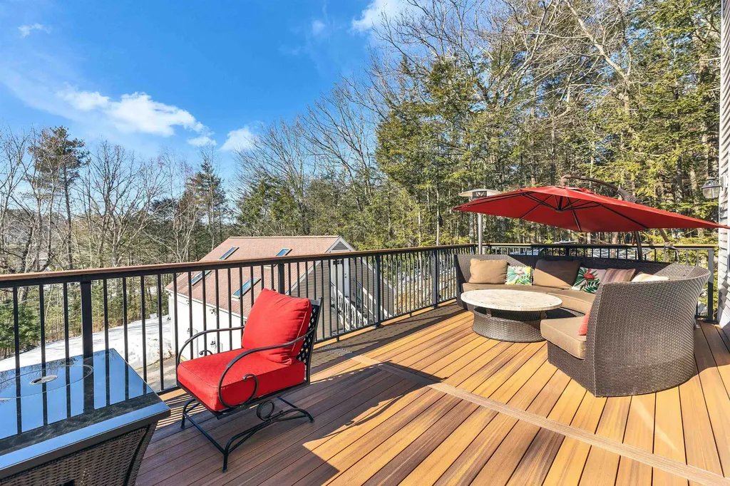 44 Lakeview Drive Nottingham NH 03290