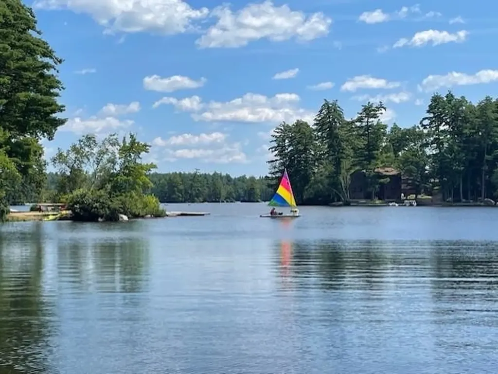 44 Lakeview Drive Nottingham NH 03290