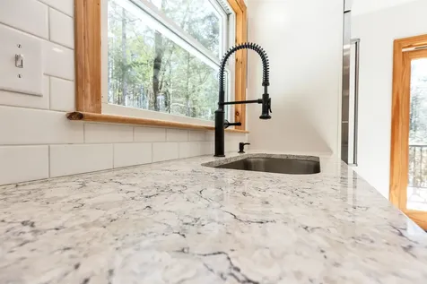 44 Lakeview Drive Nottingham NH 03290