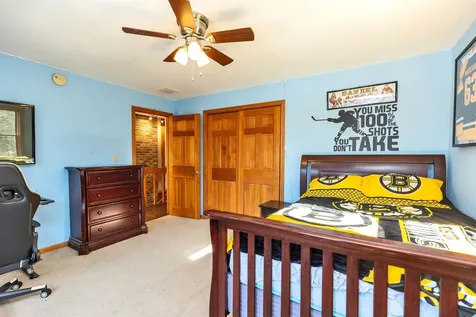 44 Lakeview Drive Nottingham NH 03290