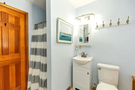 44 Lakeview Drive Nottingham NH 03290