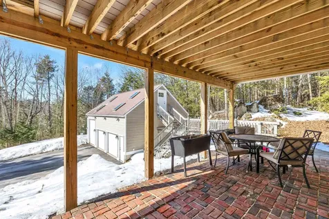 44 Lakeview Drive Nottingham NH 03290