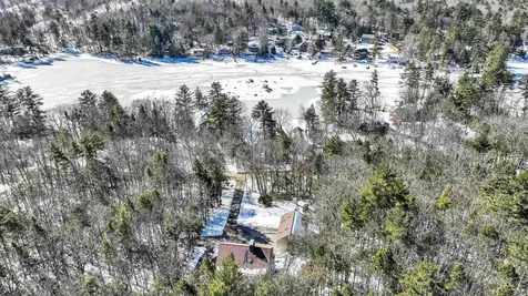 44 Lakeview Drive Nottingham NH 03290