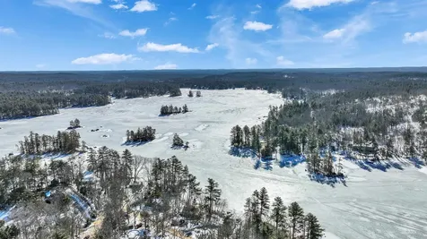 44 Lakeview Drive Nottingham NH 03290