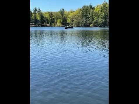 44 Lakeview Drive Nottingham NH 03290