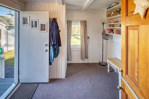 11 Roosevelt Avenue Dover NH 03820