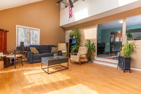 16 Lupine Lane Whitefield NH 03598