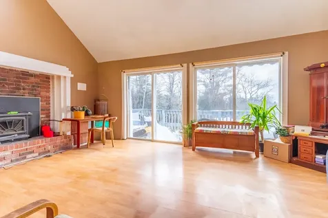 16 Lupine Lane Whitefield NH 03598