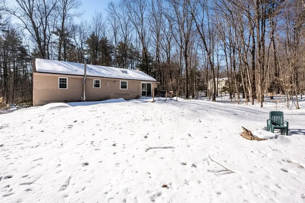 31 Wednesday Hill Road Lee NH 03861