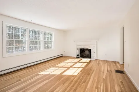 31 Wednesday Hill Road Lee NH 03861