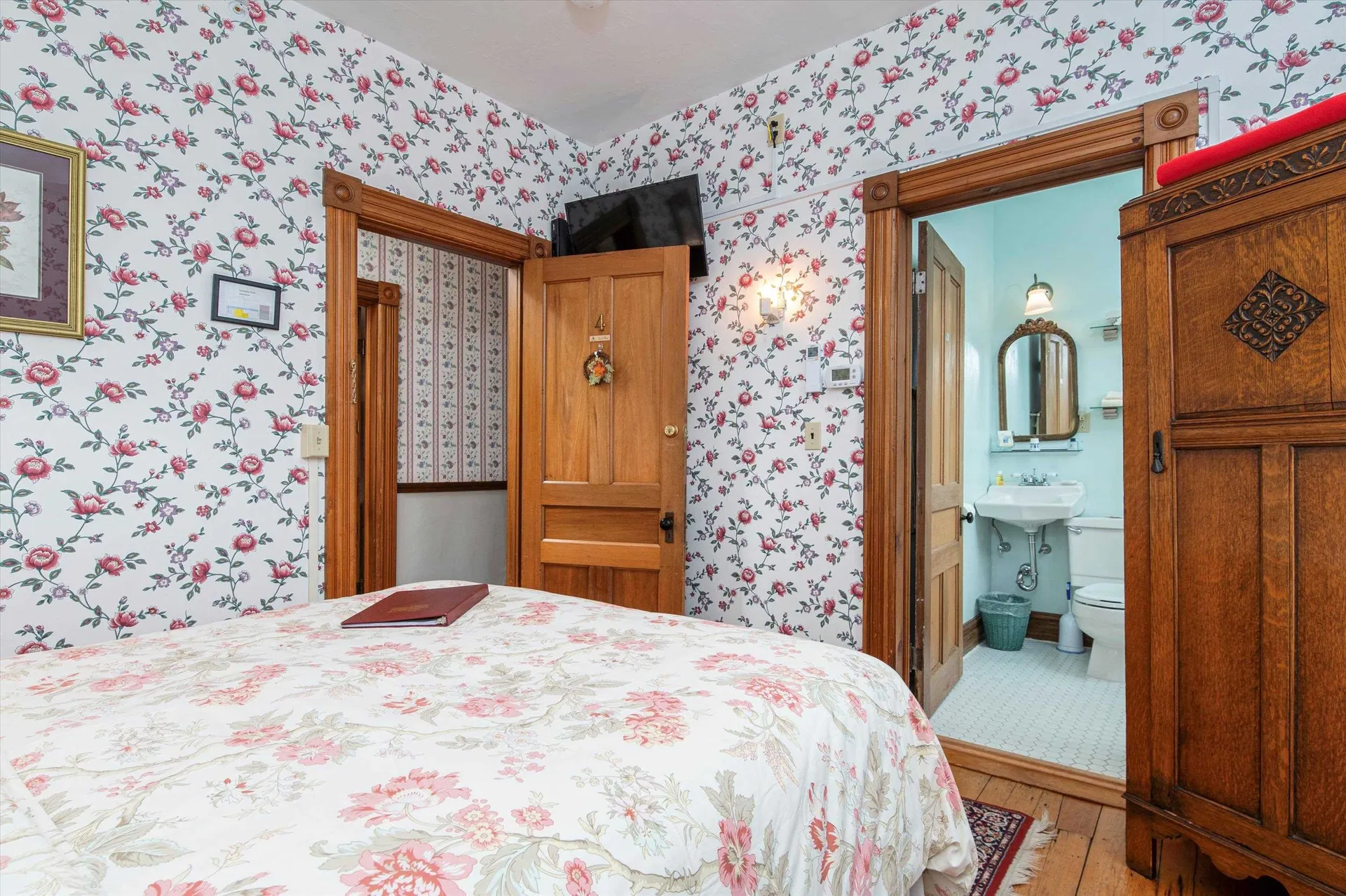 86 Main Street Ludlow VT 05149