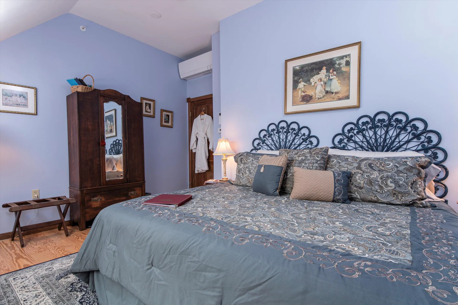 86 Main Street Ludlow VT 05149