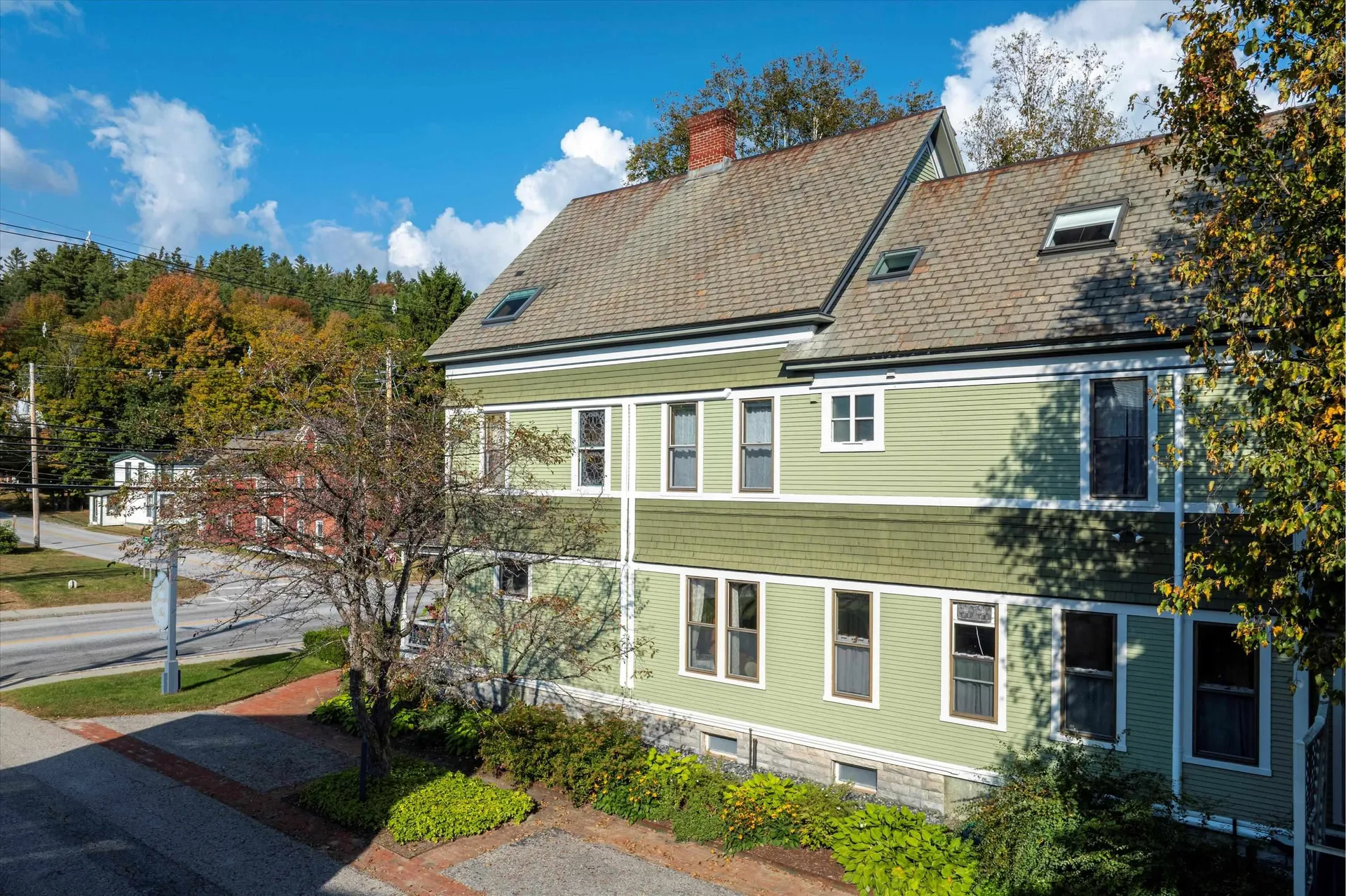 86 Main Street Ludlow VT 05149