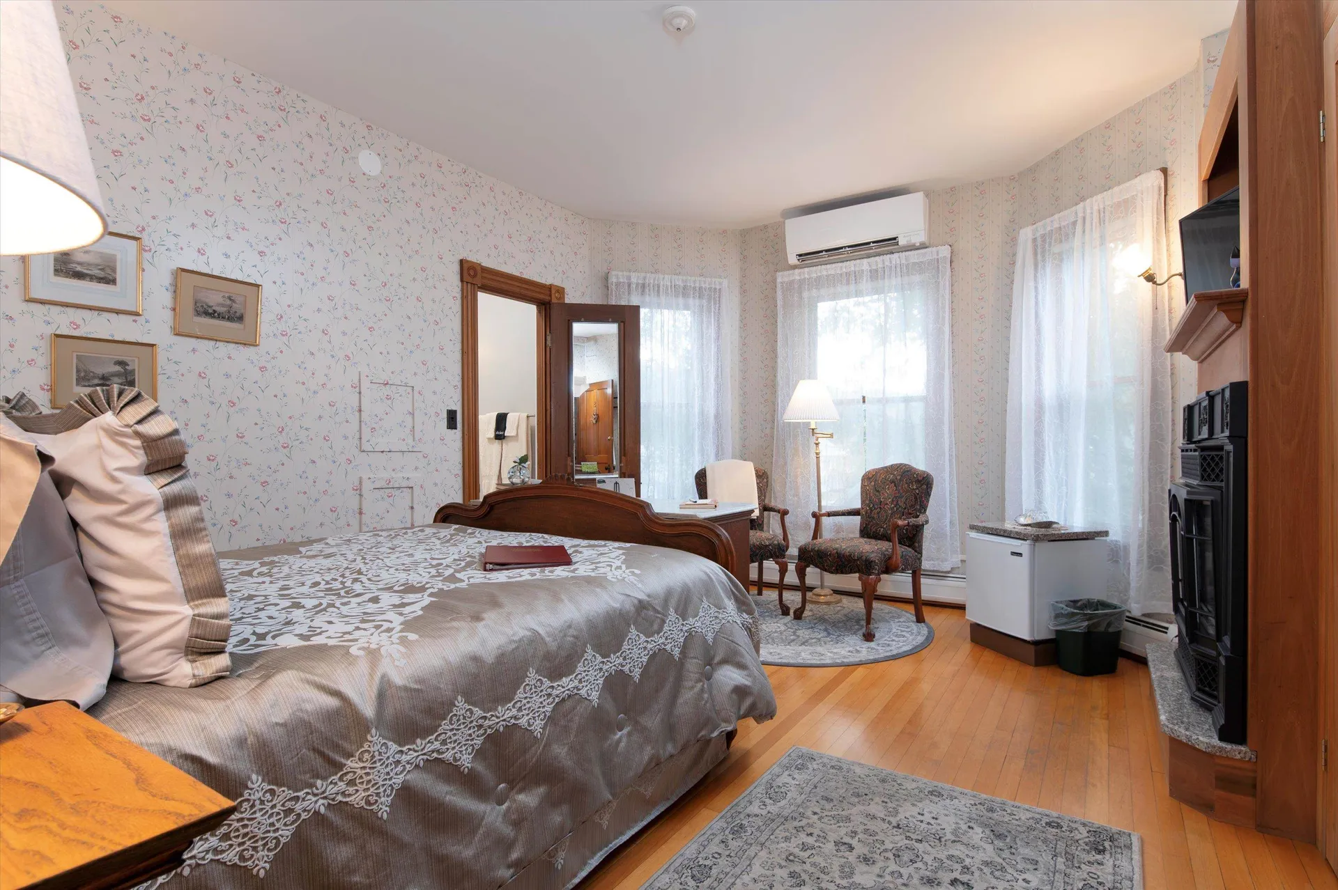 86 Main Street Ludlow VT 05149