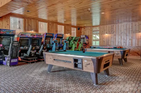 1C Seasons At Attitash Road Bartlett NH 03812