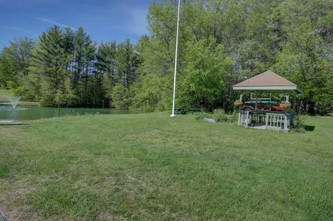 1C Seasons At Attitash Road Bartlett NH 03812