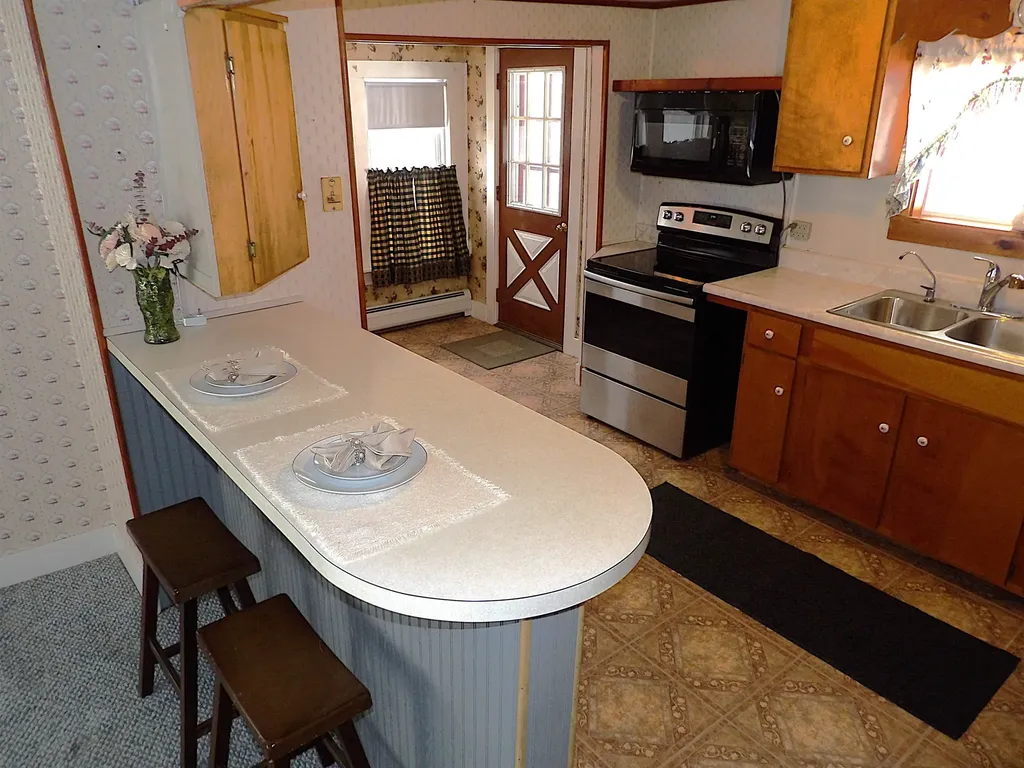 1200 Vt Route 14 Williamstown VT 05679