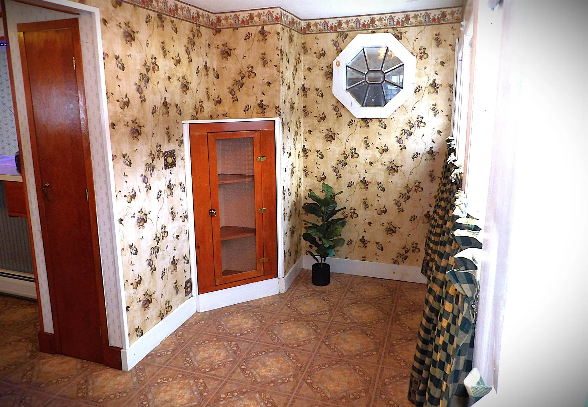 1200 Vt Route 14 Williamstown VT 05679