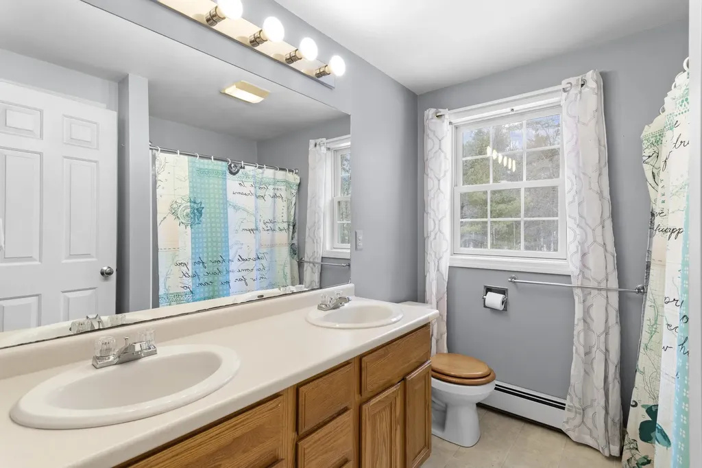 20 Kodiak Court Rochester NH 03867