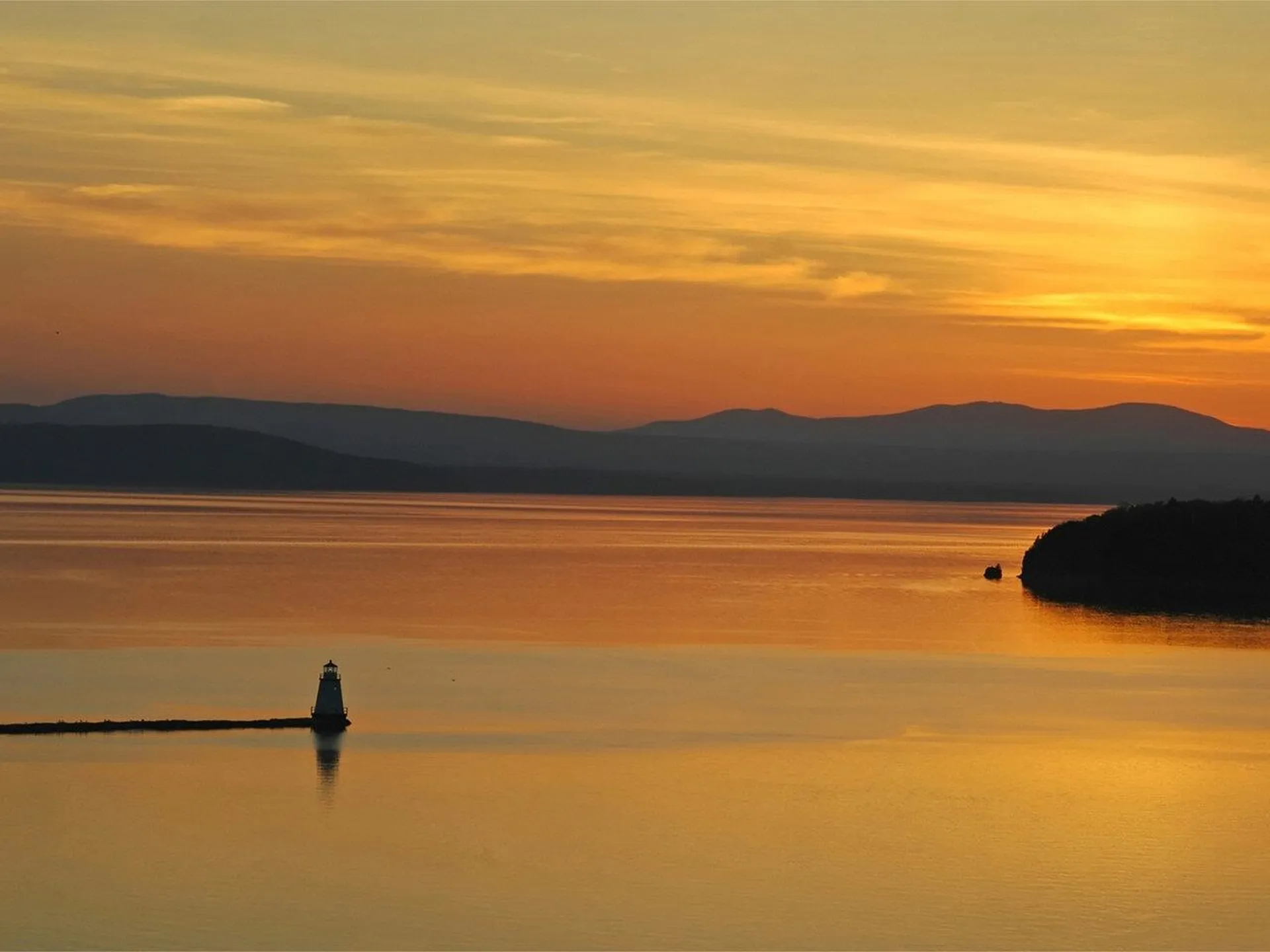 103 Caroline Street Burlington VT 05401