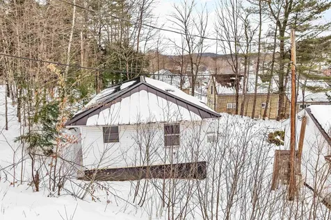14 Lake Avenue Sunapee NH 03782