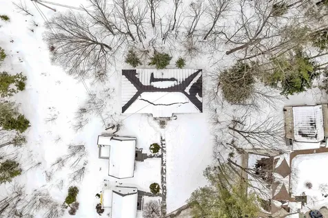14 Lake Avenue Sunapee NH 03782