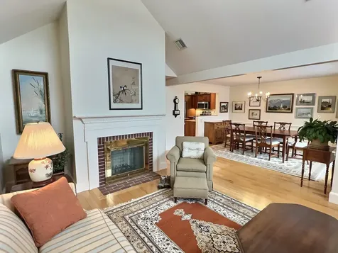 46 Highland Ridge New London NH 03257