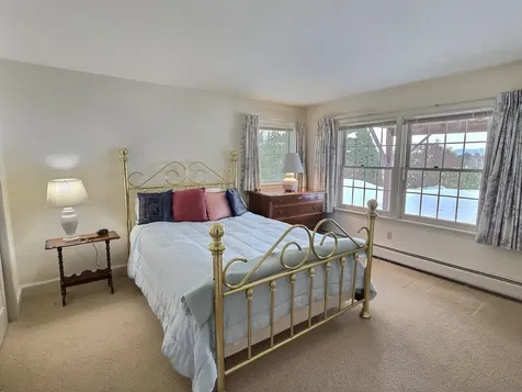 46 Highland Ridge New London NH 03257