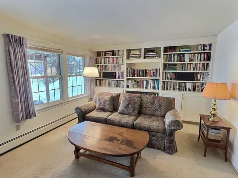 46 Highland Ridge New London NH 03257